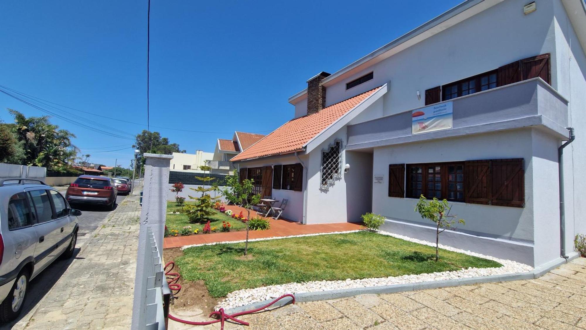 Beachwalk Guesthouse Esmoriz Esterno foto